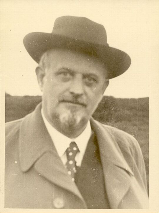 01 Adolf Spamer, um 1935, Fotograf:in unbekannt (ISGV, Bildarchiv, BSNR 069703, https://bild.isgv.de/bilder/bsnr/069703).